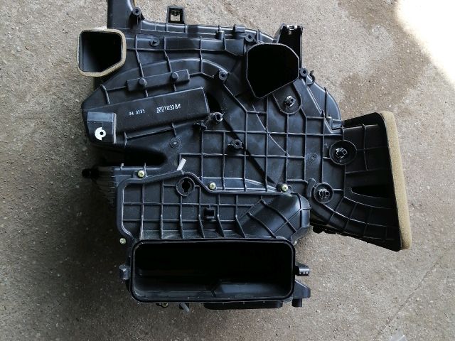 bontott SSANGYONG MUSSO Fűtés Box