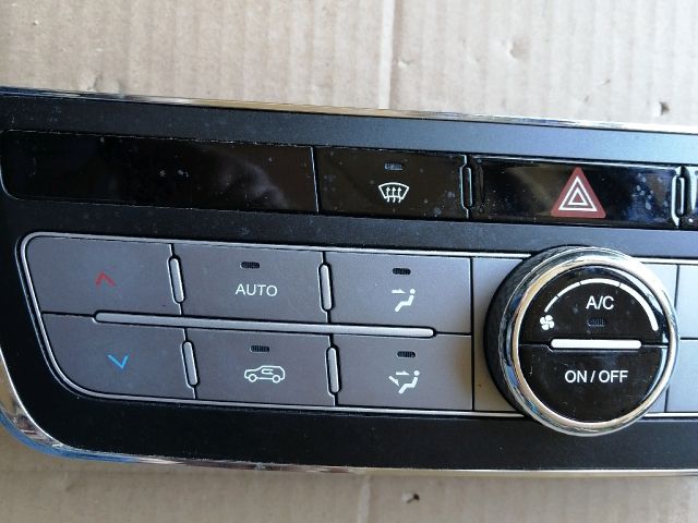 bontott SSANGYONG MUSSO Fűtéskapcsoló (digit klímás)