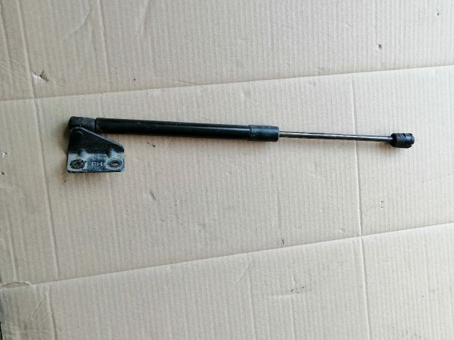 bontott SSANGYONG MUSSO Gázrugós Kitámasztó Teleszkóp Motorháztető