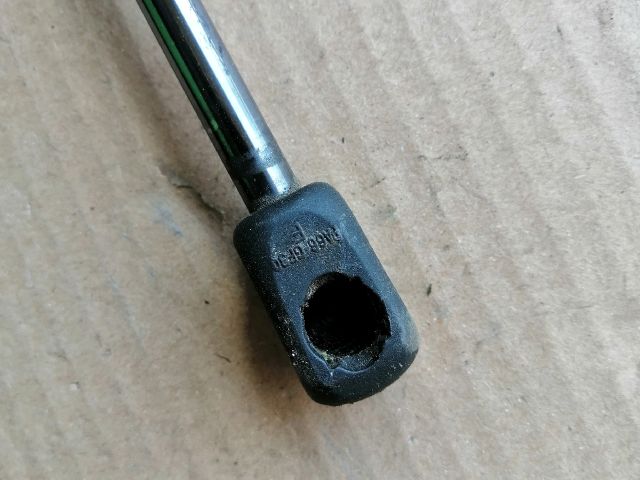 bontott SSANGYONG MUSSO Gázrugós Kitámasztó Teleszkóp Motorháztető