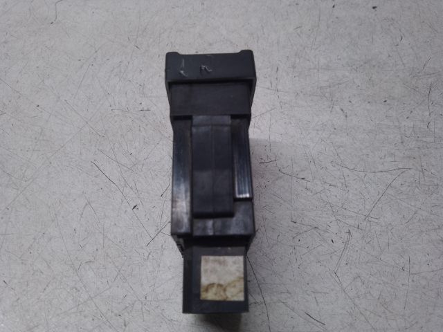 bontott SSANGYONG MUSSO Hátsó Ködzárófény Kapcsoló