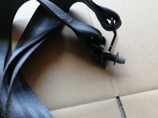 bontott SSANGYONG MUSSO Hátsó középső Biztonsági Öv Csat