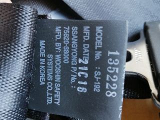 bontott SSANGYONG MUSSO Hátsó középső Biztonsági Öv