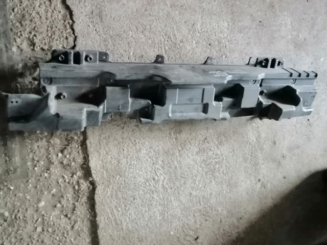 bontott SSANGYONG MUSSO Hátsó középső Lökhárító Tartó (Műanyag)