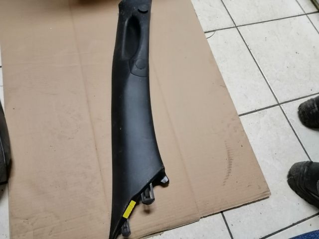 bontott SSANGYONG MUSSO Jobb A Oszlop Burkolat