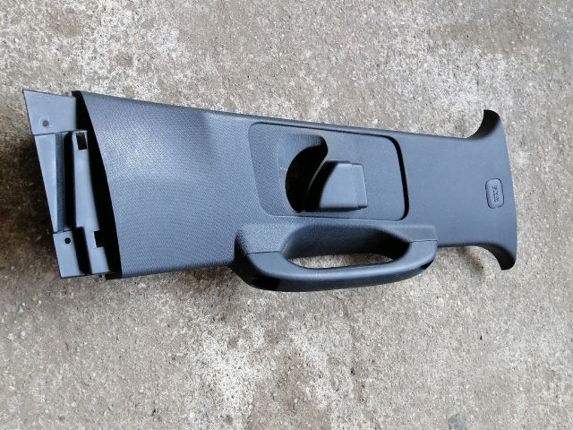 bontott SSANGYONG MUSSO Jobb B Oszlop Burkolat