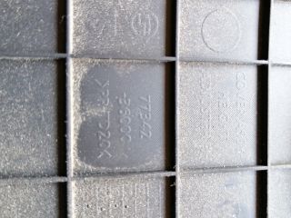 bontott SSANGYONG MUSSO Jobb B Oszlop Burkolat