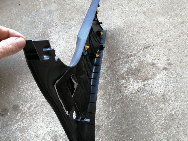 bontott SSANGYONG MUSSO Jobb B Oszlop Burkolat