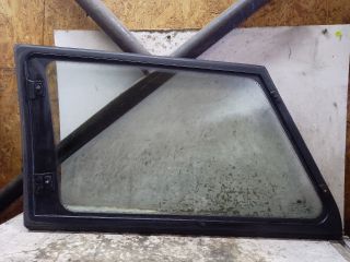 bontott SSANGYONG MUSSO Jobb C Oszlop Oldalablak Üveg