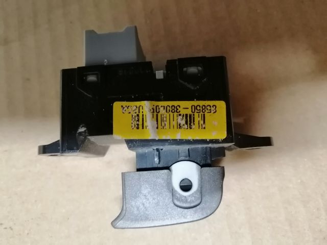 bontott SSANGYONG MUSSO Jobb első Ablakemelő Kapcsoló