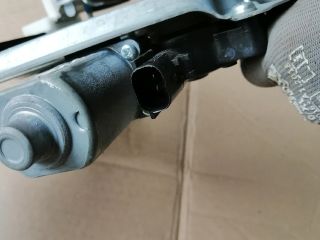 bontott SSANGYONG MUSSO Jobb első Ablakemelő Szerkezet (Elektromos)