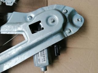 bontott SSANGYONG MUSSO Jobb első Ablakemelő Szerkezet (Elektromos)