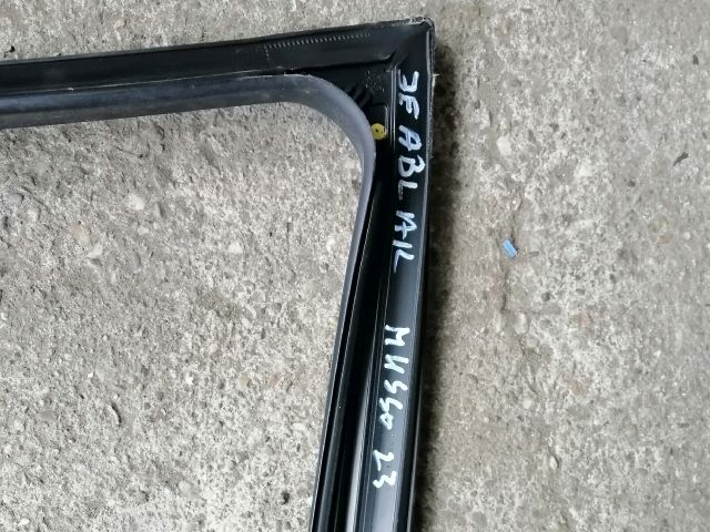 bontott SSANGYONG MUSSO Jobb első Ablakvezető Gumi