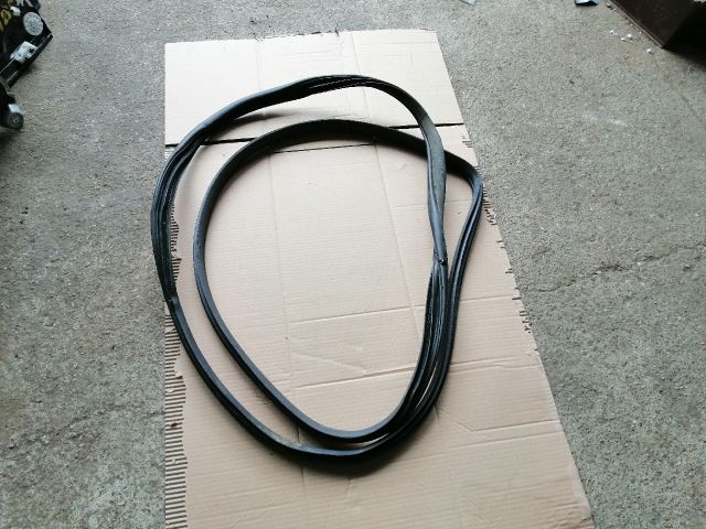 bontott SSANGYONG MUSSO Jobb első Ajtó Szigetelés