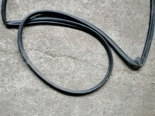 bontott SSANGYONG MUSSO Jobb első Ajtó Szigetelés