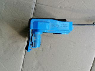 bontott SSANGYONG MUSSO Jobb első Ajtózár