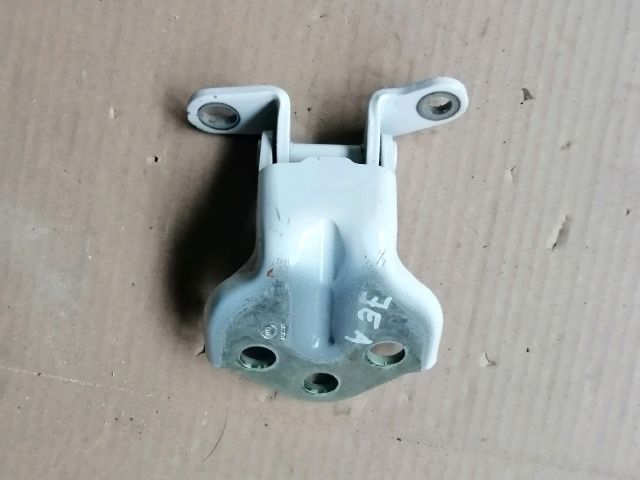 bontott SSANGYONG MUSSO Jobb első Alsó Zsanér