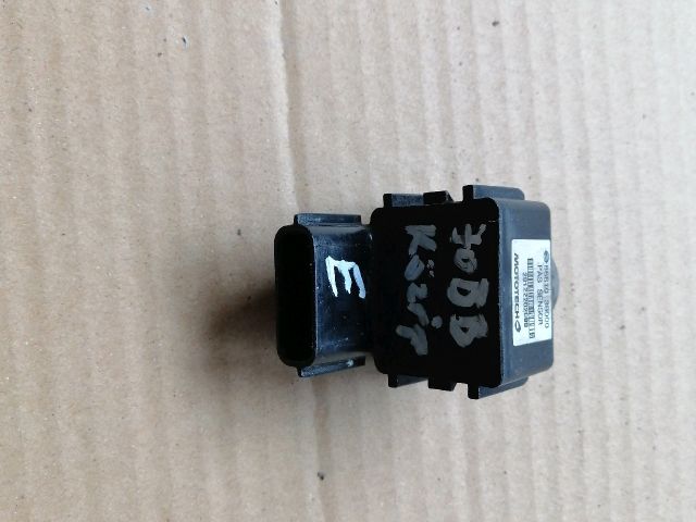 bontott SSANGYONG MUSSO Jobb első Belső Tolatóradar Fej