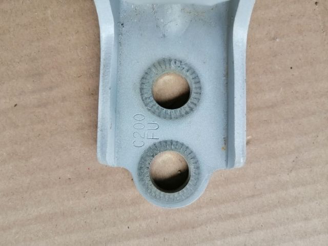 bontott SSANGYONG MUSSO Jobb első Felső Zsanér