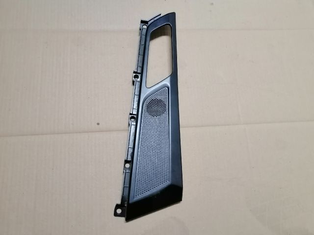 bontott SSANGYONG MUSSO Jobb első Kilincs Burkolat