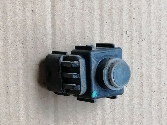 bontott SSANGYONG MUSSO Jobb első Külső Tolatóradar Fej