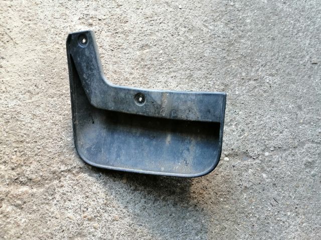 bontott SSANGYONG MUSSO Jobb első Sárvédő Gumi