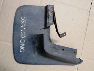 bontott SSANGYONG MUSSO Jobb első Sárvédő Gumi