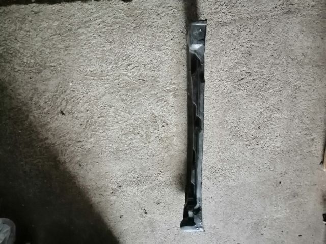 bontott SSANGYONG MUSSO Jobb első Sárvédő Zajszigetelés