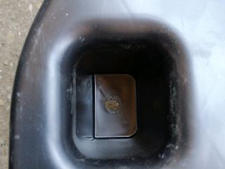 bontott SSANGYONG MUSSO Jobb Fenéklemez