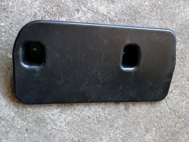 bontott SSANGYONG MUSSO Jobb Fenéklemez