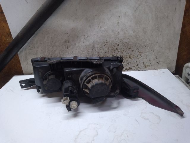 bontott SSANGYONG MUSSO Jobb Fényszóró