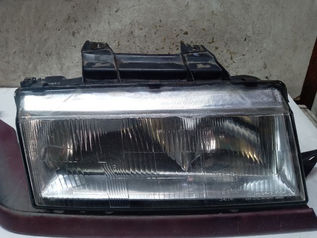 bontott SSANGYONG MUSSO Jobb Fényszóró