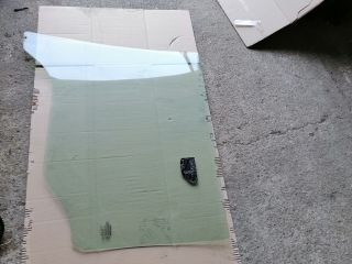 bontott SSANGYONG MUSSO Jobb hátsó Ablak