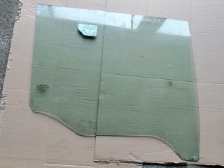 bontott SSANGYONG MUSSO Jobb hátsó Ablak