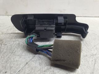 bontott SSANGYONG MUSSO Jobb hátsó Ablakemelő Kapcsoló