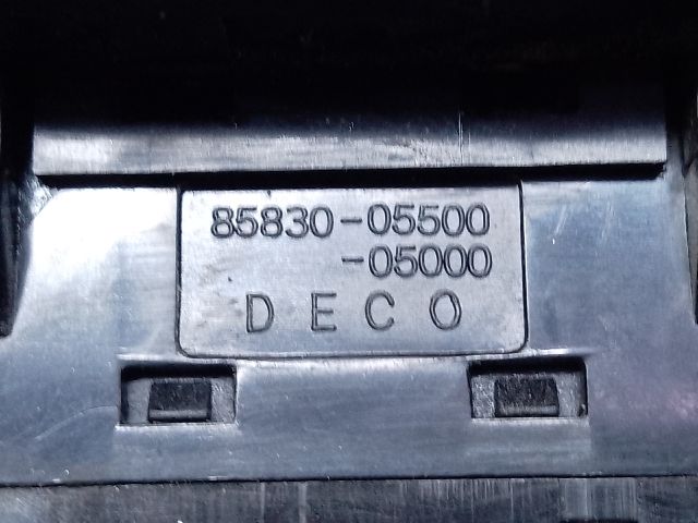 bontott SSANGYONG MUSSO Jobb hátsó Ablakemelő Kapcsoló