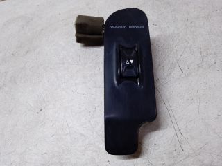 bontott SSANGYONG MUSSO Jobb hátsó Ablakemelő Kapcsoló