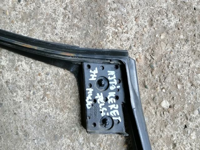 bontott SSANGYONG MUSSO Jobb hátsó Ajtókeret Burkolat