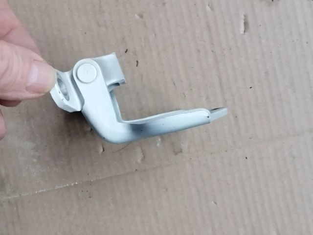 bontott SSANGYONG MUSSO Jobb hátsó Alsó Zsanér