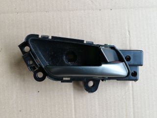 bontott SSANGYONG MUSSO Jobb hátsó Belső Kilincs