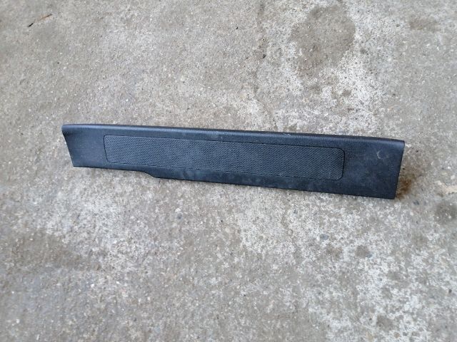 bontott SSANGYONG MUSSO Jobb hátsó Belső Küszöb Burkolat