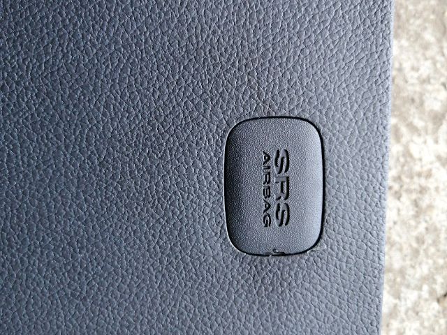 bontott SSANGYONG MUSSO Jobb hátsó Belső Küszöb Burkolat