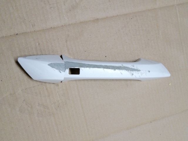 bontott SSANGYONG MUSSO Jobb hátsó Kilincs Burkolat