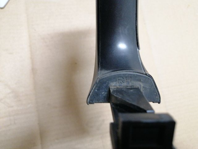 bontott SSANGYONG MUSSO Jobb hátsó Külső Kilincs