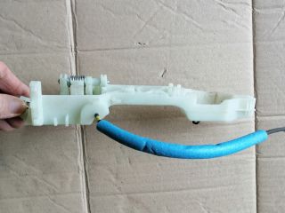 bontott SSANGYONG MUSSO Jobb hátsó Külső Kilincsfészek