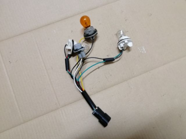 bontott SSANGYONG MUSSO Jobb Hátsó Lámpa Foglalat