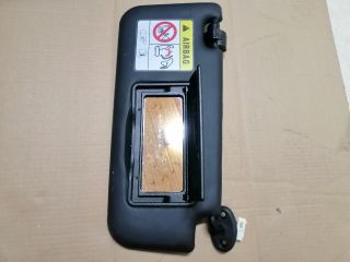 bontott SSANGYONG MUSSO Jobb Napellenző