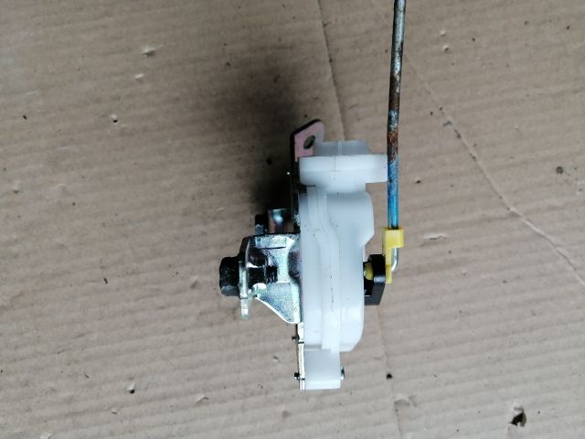 bontott SSANGYONG MUSSO Központizár Motor Csomagtérajtó