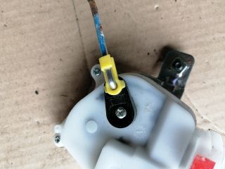 bontott SSANGYONG MUSSO Központizár Motor Csomagtérajtó