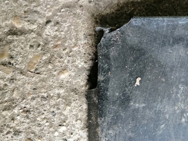 bontott SSANGYONG MUSSO Küszöb Burkolat